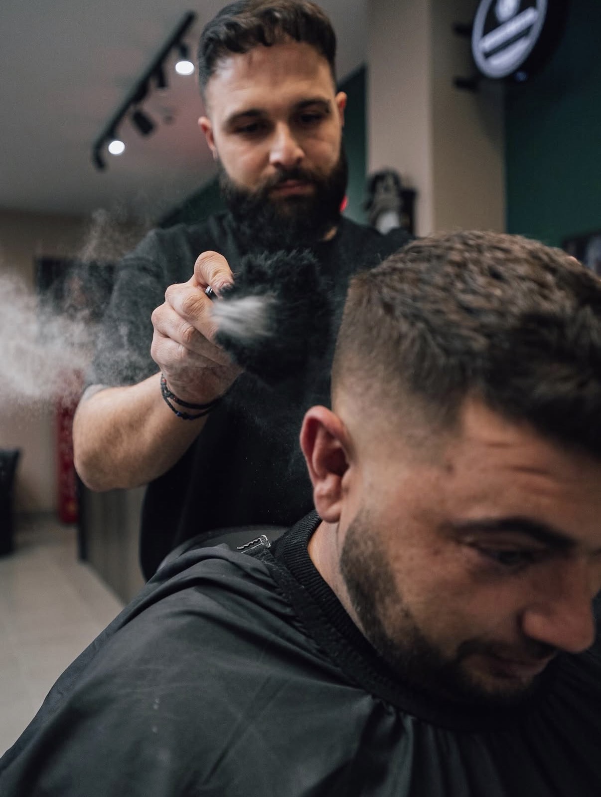 Styling με πούδρα από τον Giorgs Pap